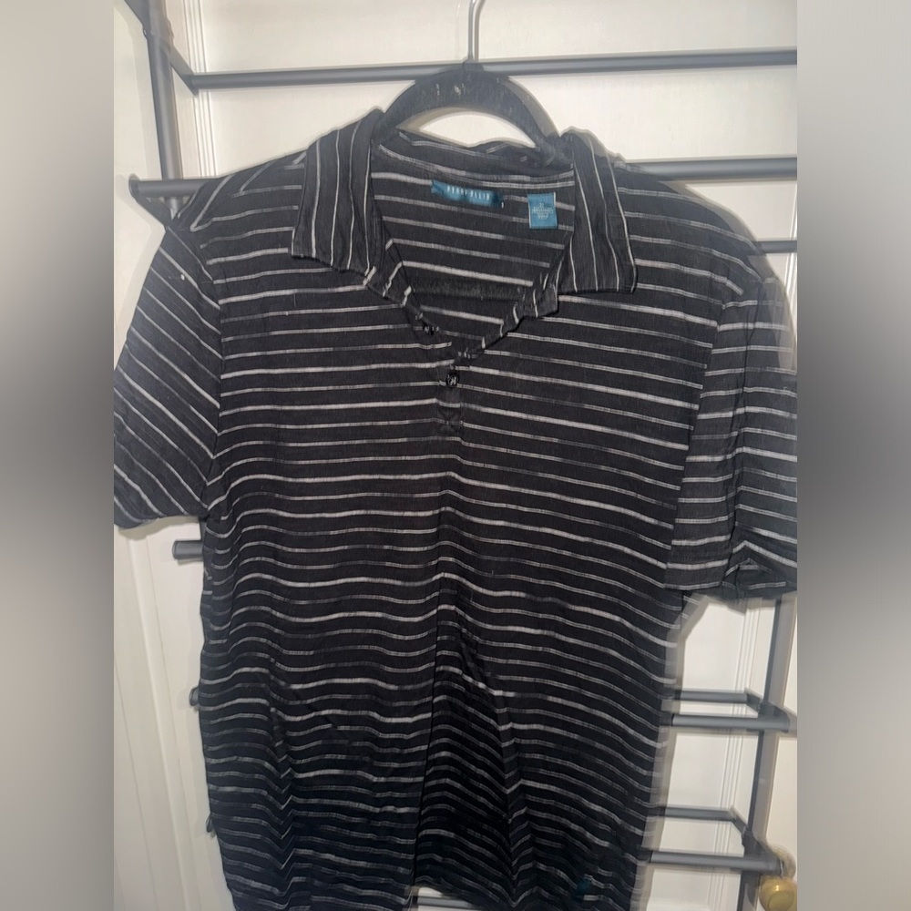 Perry Ellis size Medium